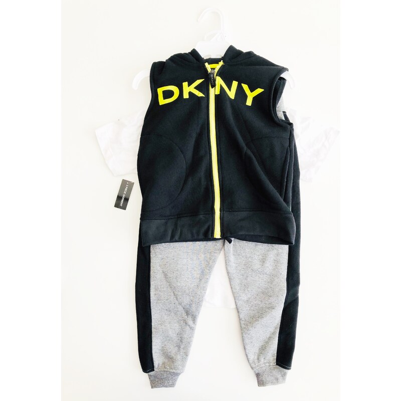 DKNY DKNY Sport chlapecká tepláková vesta, tepláky a triko s krátkým rukávem souprava 3 ks - Dítě 5 let / Černá / DKNY / Chlapecké