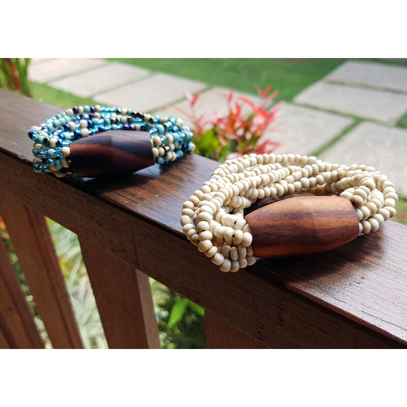 Touch of Bali / Wood & Beads Korálkový náramek s ebenem béžový