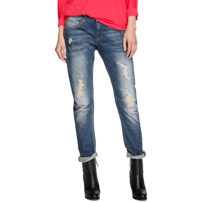 s.Oliver New Fit: distressed denim jeans