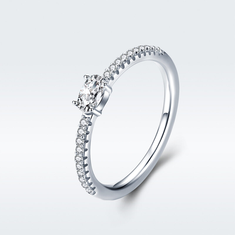 Royal Fashion prsten Třpytivá elegance SCR524