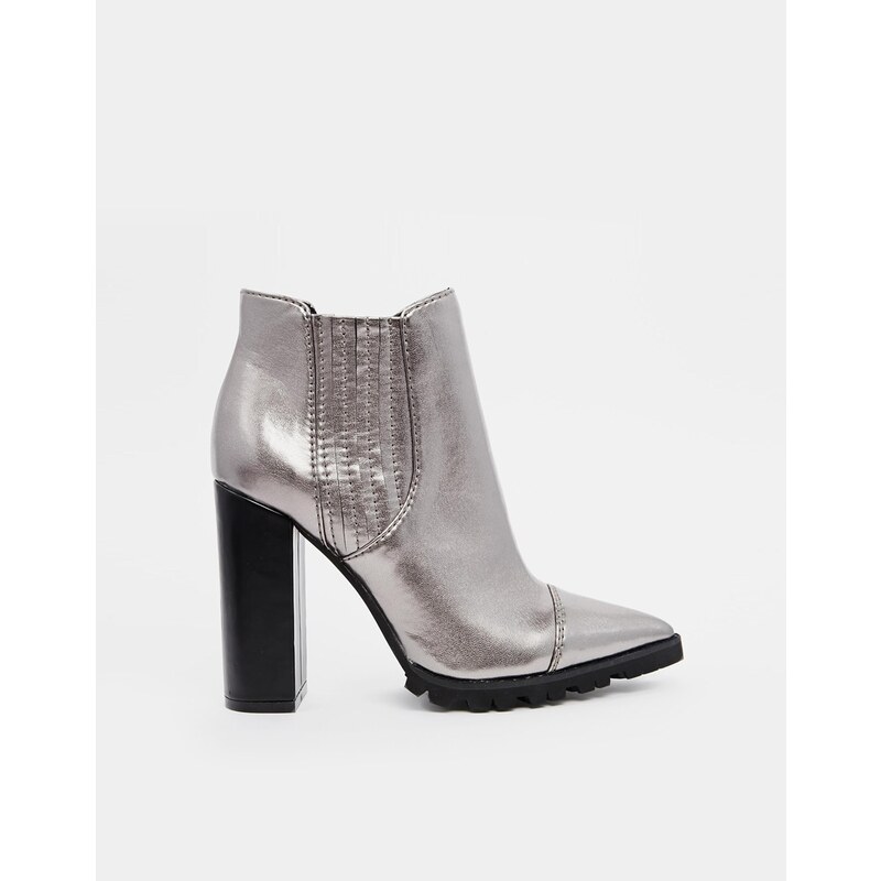 ASOS EASY MONEY Pointed Chelsea Ankle Boots - Silver
