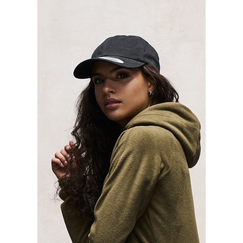 Flexfit Peached Cotton Twill Dad Cap černá