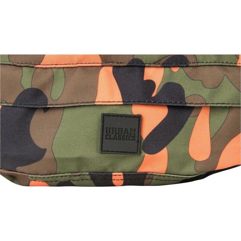 Urban Classics Accessoires Camo taška přes rameno oranžová camo