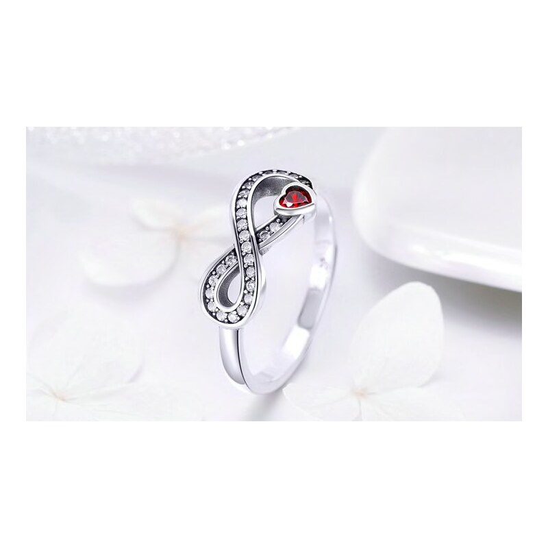 P&J Jewellery Stříbrný prsten Nekonečná láska SRP22