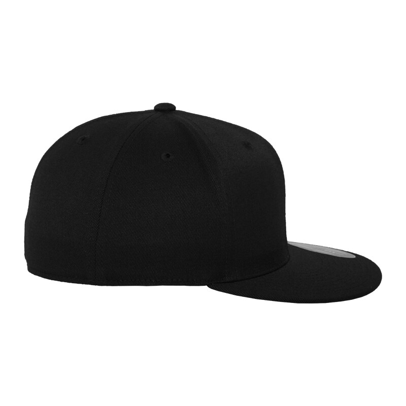 URBAN CLASSICS Premium 210 Fitted - black