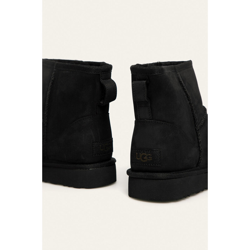 Sněhule UGG Classic Mini dámské, černá barva, 1016558