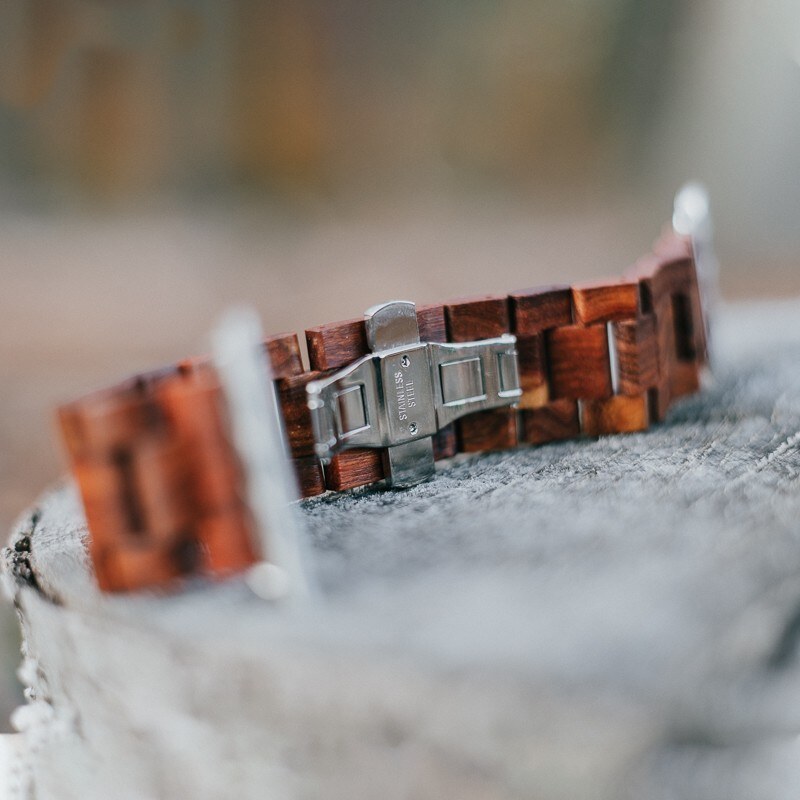 TimeWood Dřevěný řemínek Apple Watch Band R