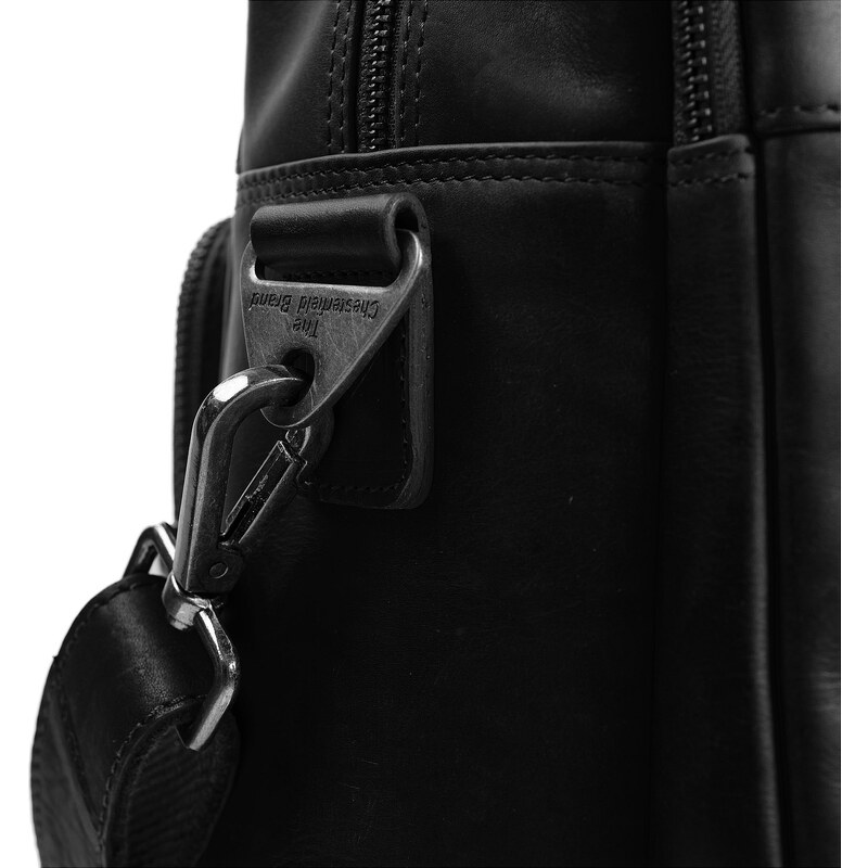 The Chesterfield Brand Kožená taška na notebook 17" Misha černá