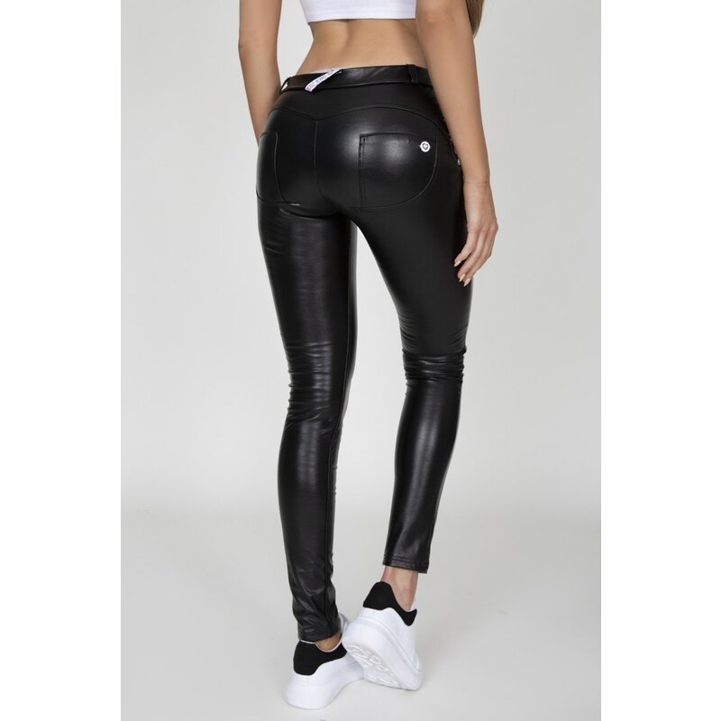 Gym Glamour Dámské kalhoty Hugz Black Faux Leather Mid Waist - HUGZJEANS