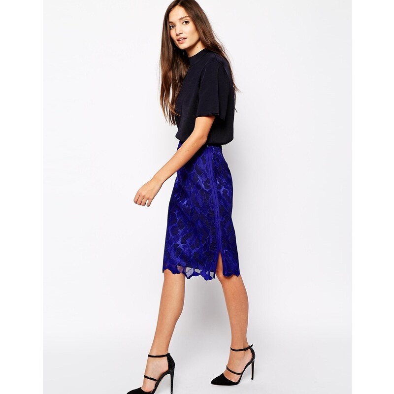 Reiss Pencil Skirt in Lace - Blue