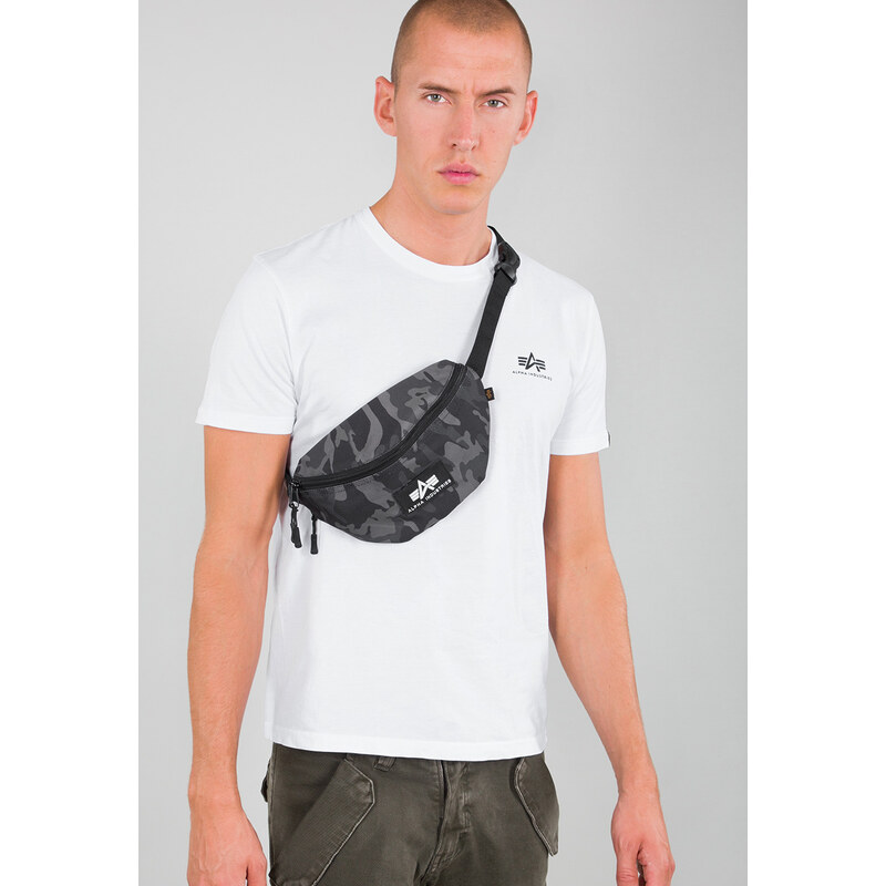 Alpha Industries Ledvinka RUBBER PRINT WAISTBAG blackcamo