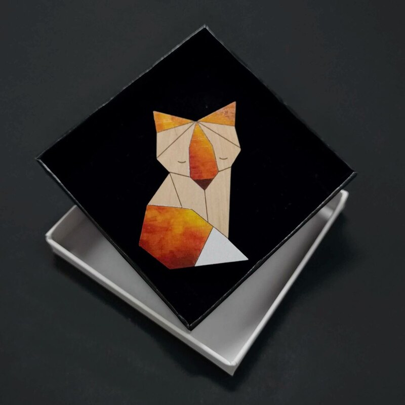 AMADEA Dřevěná brož barevná liška, 6x4 cm 50961024