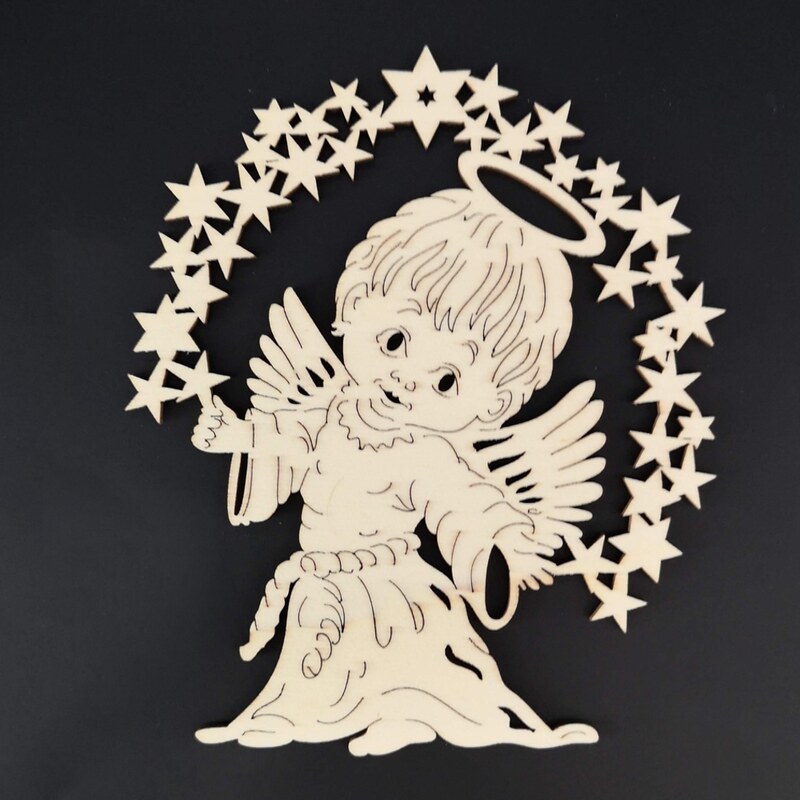 AMADEA Dřevěná ozdoba anděl 15 cm