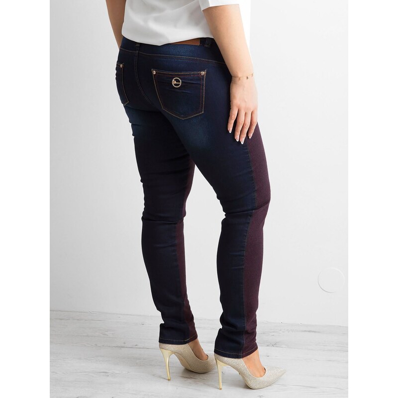 Fashionhunters Tmavě modré džíny s pletenou vsadkou PLUS SIZE