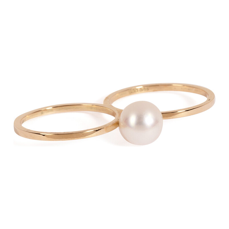 Sophie Bille Brahe 14kt Gold Ring with Fresh Water Pearl