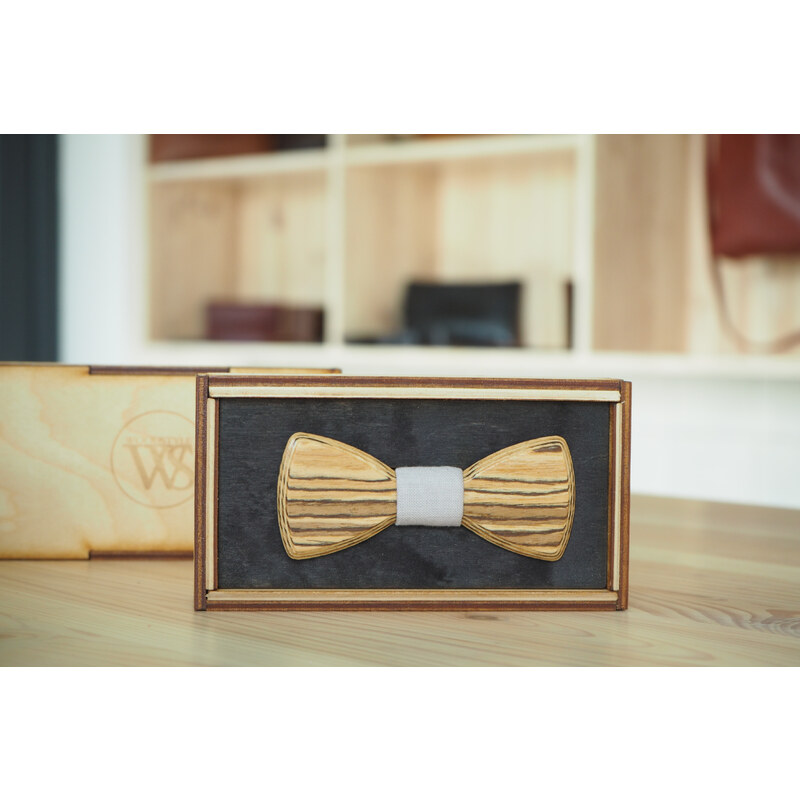 Wood Style Motýlek Mini Zebráno