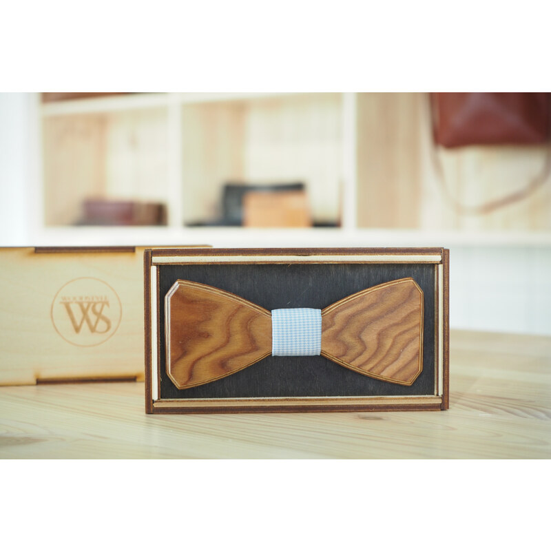 Wood Style Motýlek Hranatý Kořenice