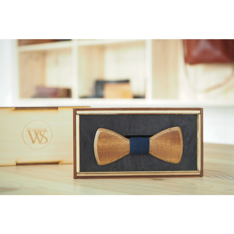 Wood Style Motýlek Mini Třešeň
