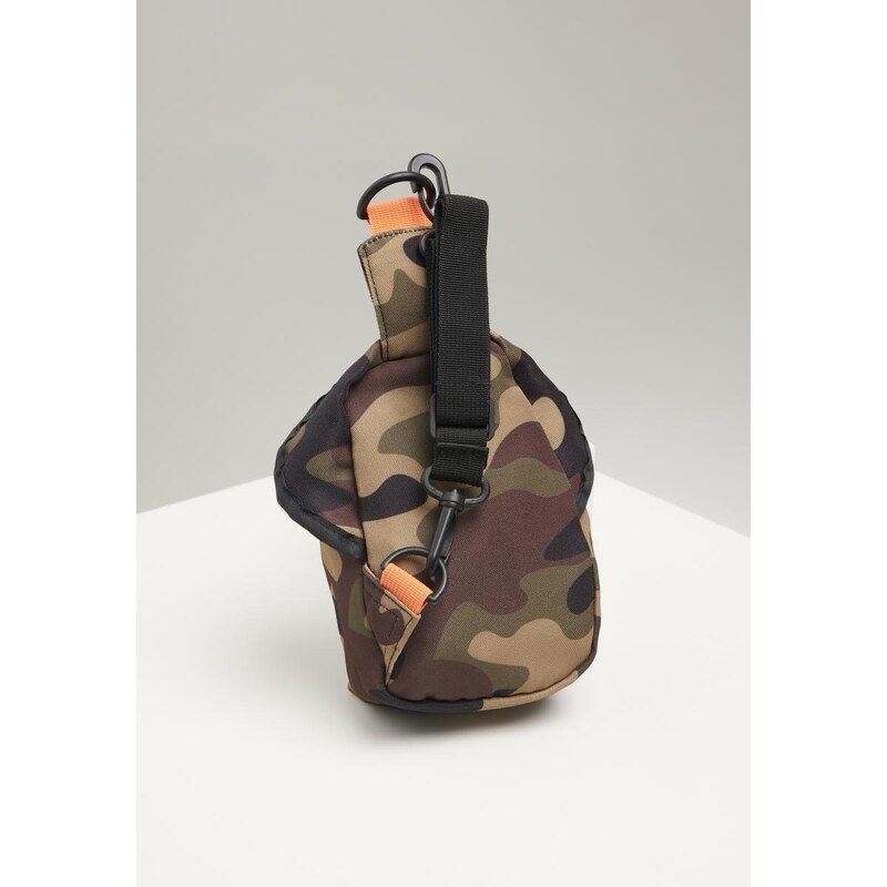 Urban Classics Accessoires Malá crossbody kabelka woodland camo/oranžová