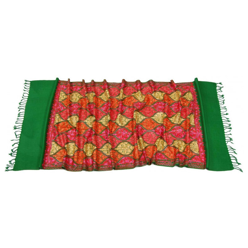 Pranita Kašmírská vlněná šála Jate M zelená s výšivkou laděnou do růžové a červené barvy