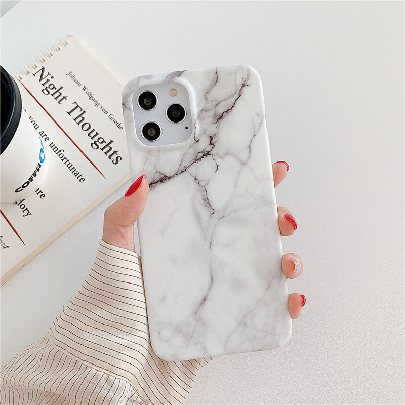 iPouzdro.cz Ochranný kryt pro iPhone 13 - Marble White