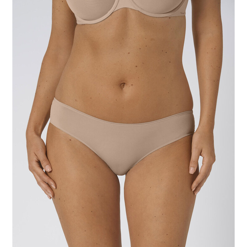 Tanga Lovely Micro Brazilian String tělová - TRIUMPH 75411419