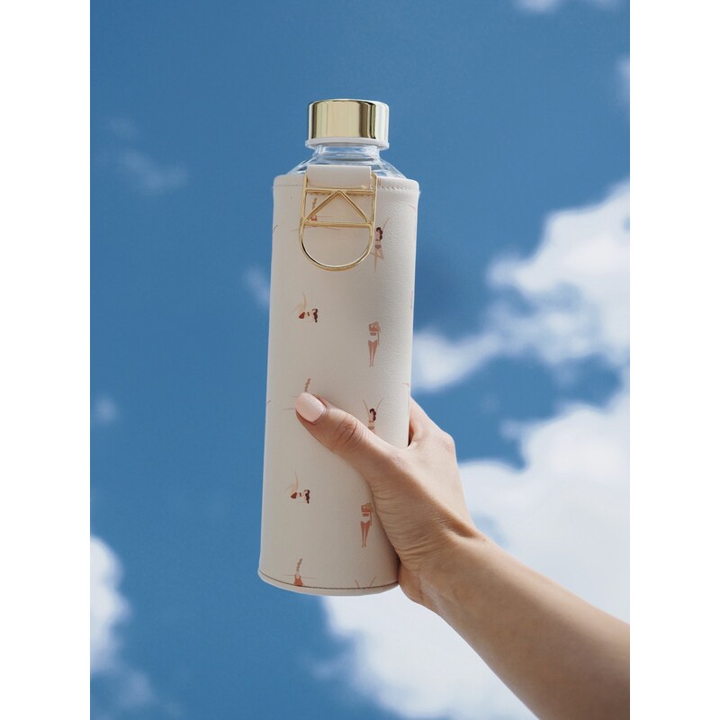 EQUA Mismatch Playa 750 ml designová luxusní ekologická skleněná lahev na pití s obalem z umělé kůže