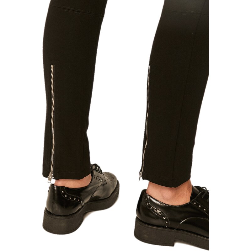Černé elastické kalhoty - DIESEL