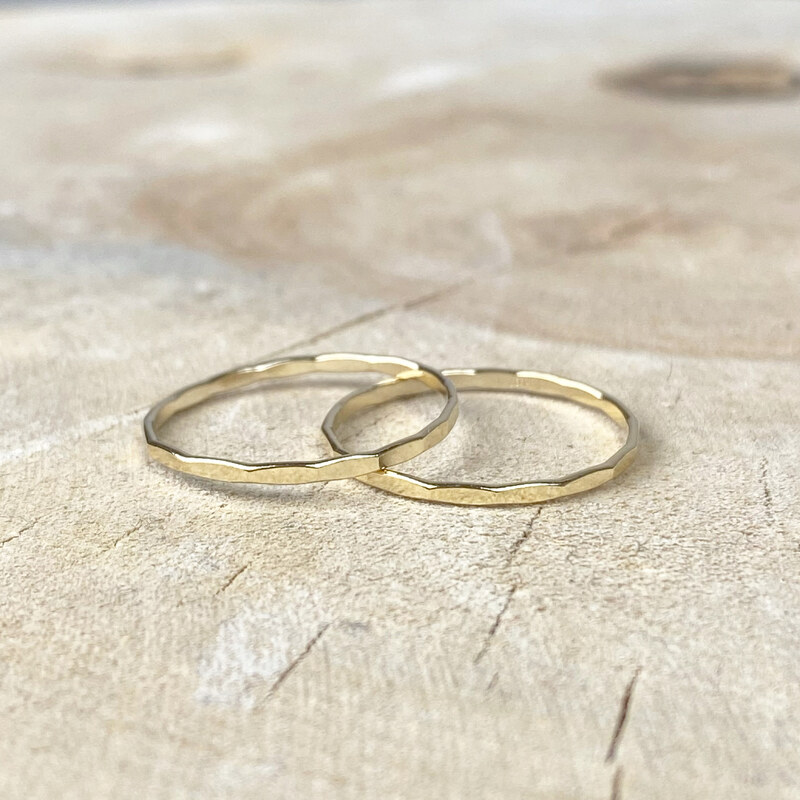 SYLVIENE Gold filled prsten kroužek Hammered 55650054