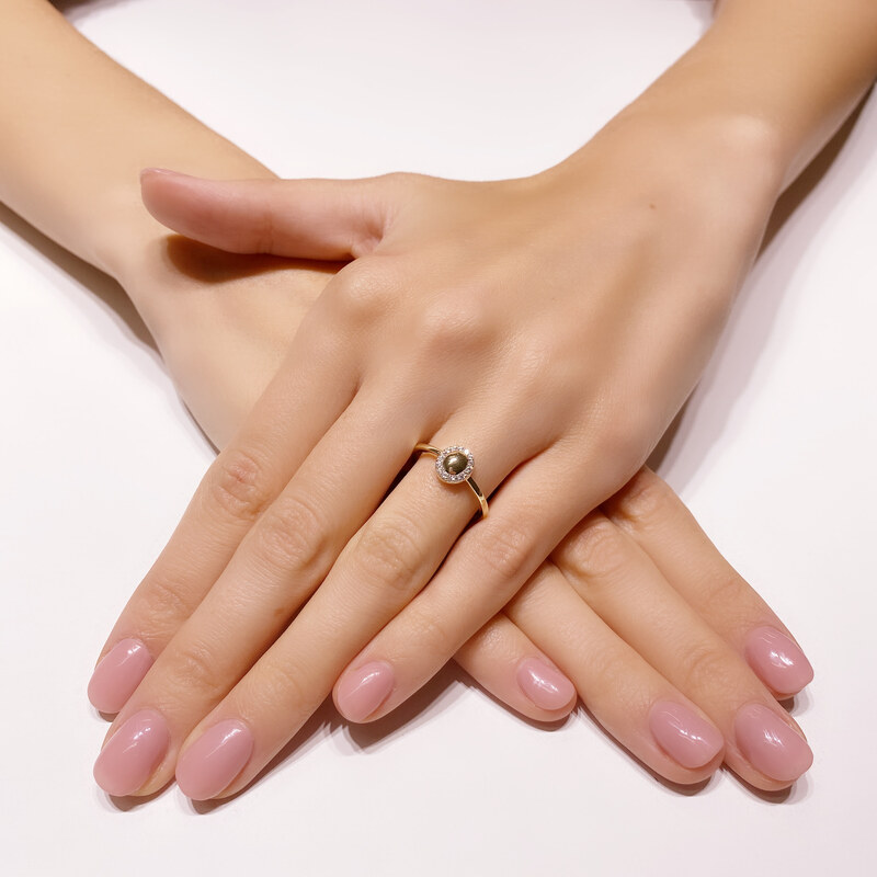 Lillian Vassago Jemný zlatý prsten se zirkony LLV66-GR108Y