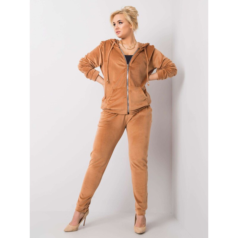 RELEVANCE RV-KMPL-5961.18X-camel set