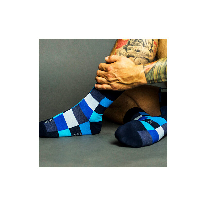 DECUBE barevné společenské ponožky Lonka
