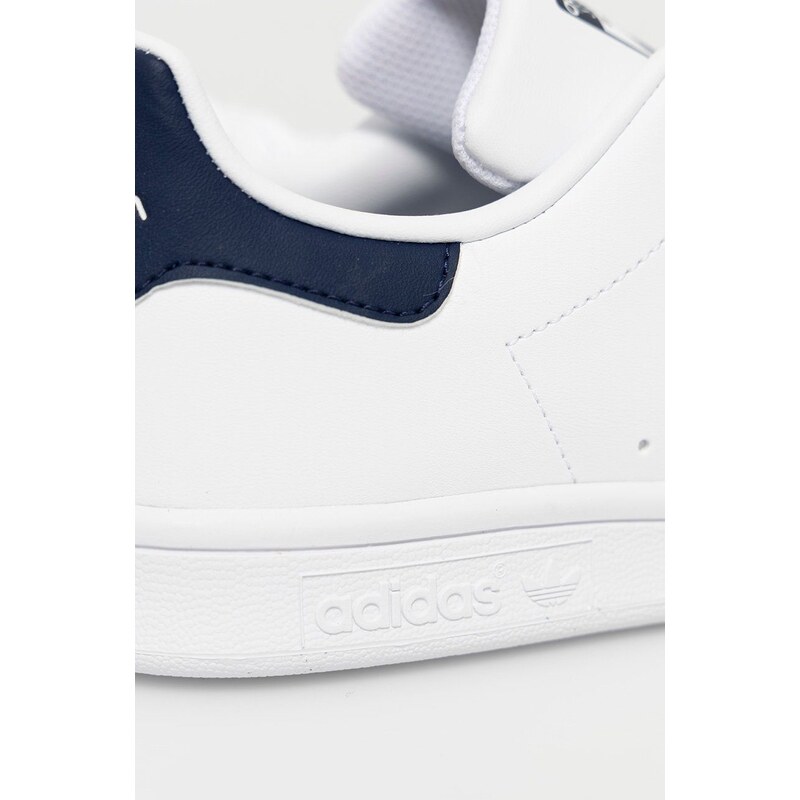 Boty adidas Originals Stan Smith bílá barva, na plochém podpatku, H68621