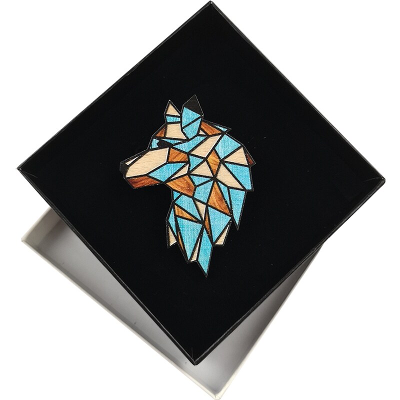 AMADEA Dřevěná brož barevná - motiv hlava vlka, 6x4,5 cm, český výrobek