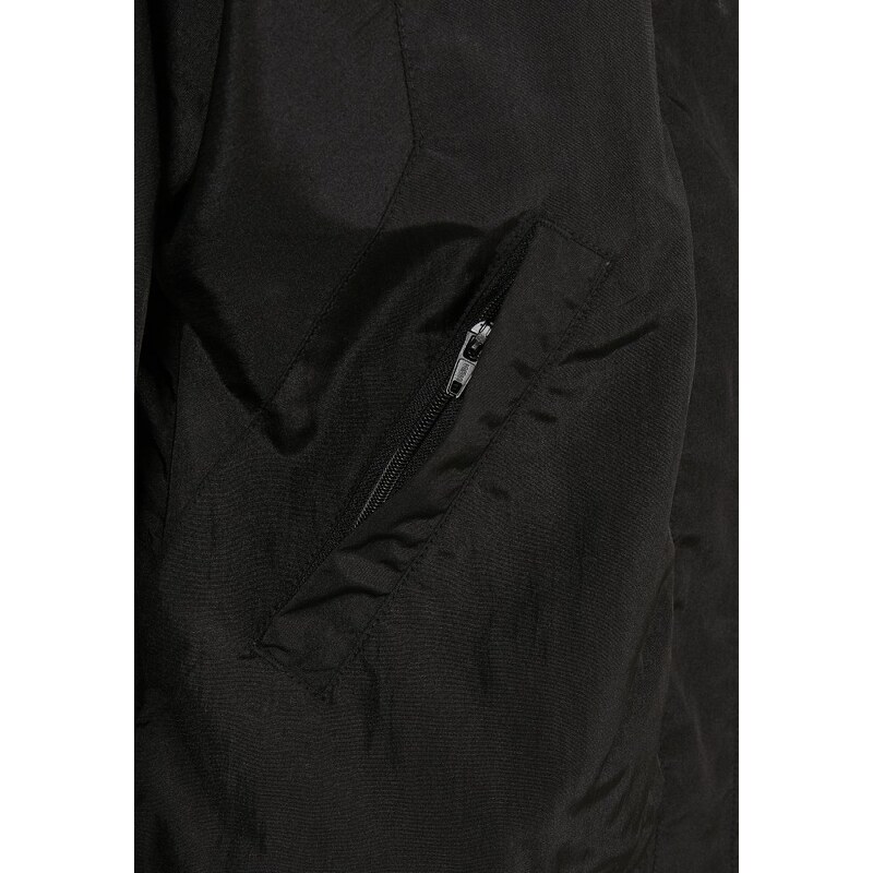 URBAN CLASSICS Ladies Oversized Shiny Crinkle Nylon Jacket - black