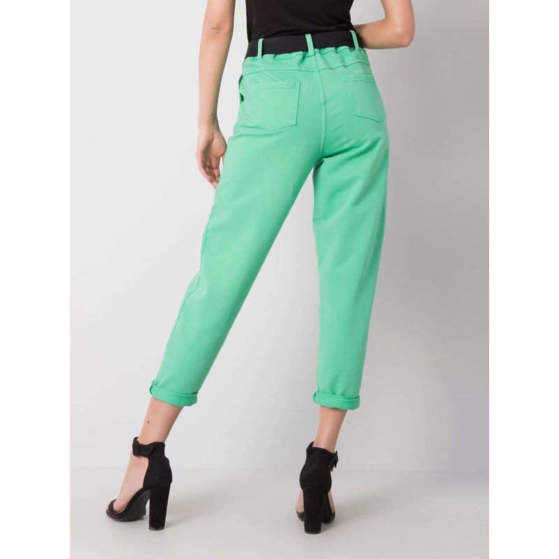 Fashionhunters Zelené dámské kalhoty s opaskem