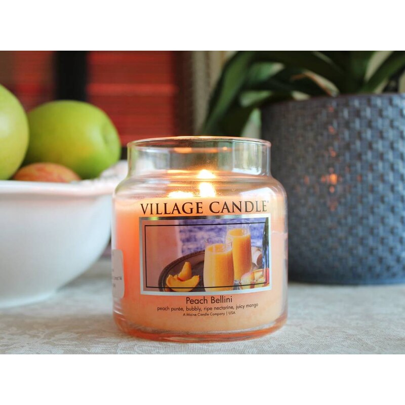 Village Candle – vonná svíčka Peach Bellini (Broskvové Bellini), 602 g