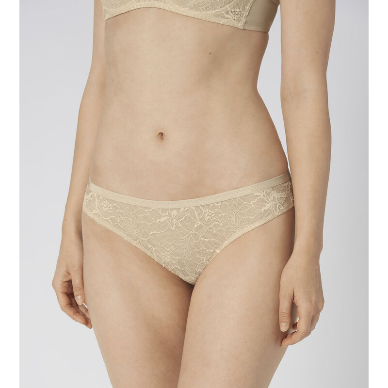 Dámské kalhotky Amourette Charm Brazilian01 krémové - TRIUMPH 68611813