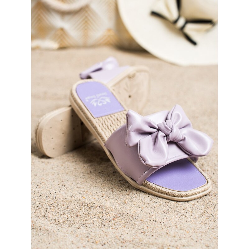 Shelvt SMALL SWAN ECO LEATHER FLIP-FLOPS WITH BOW