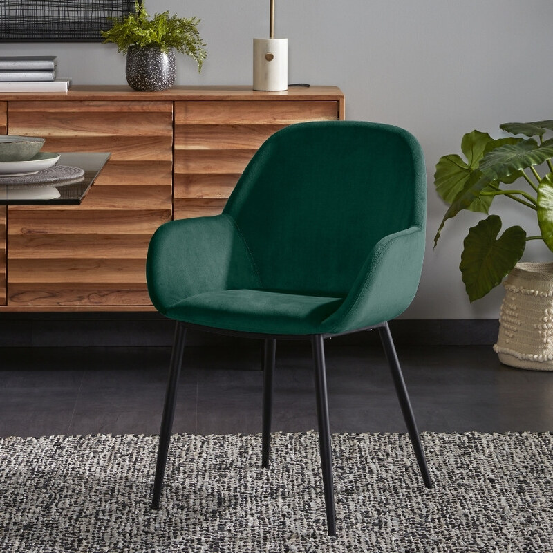 Zelená sametová jídelní židle Kave Home Konna