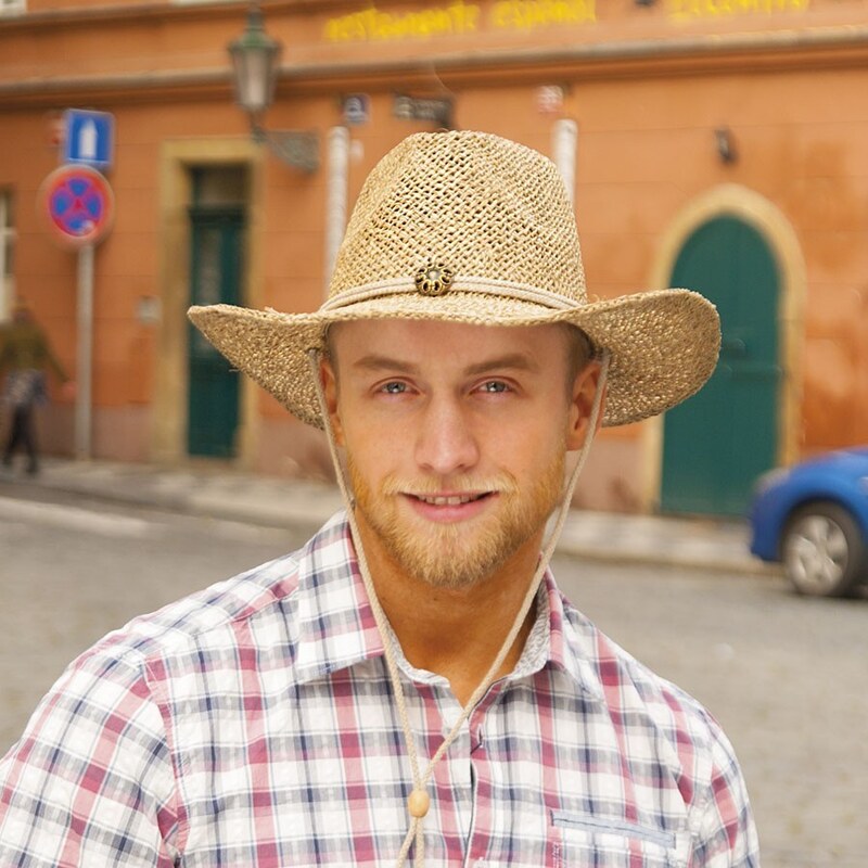 Karpet Pánský klobouk z mořské trávy zdobený šňůrkou