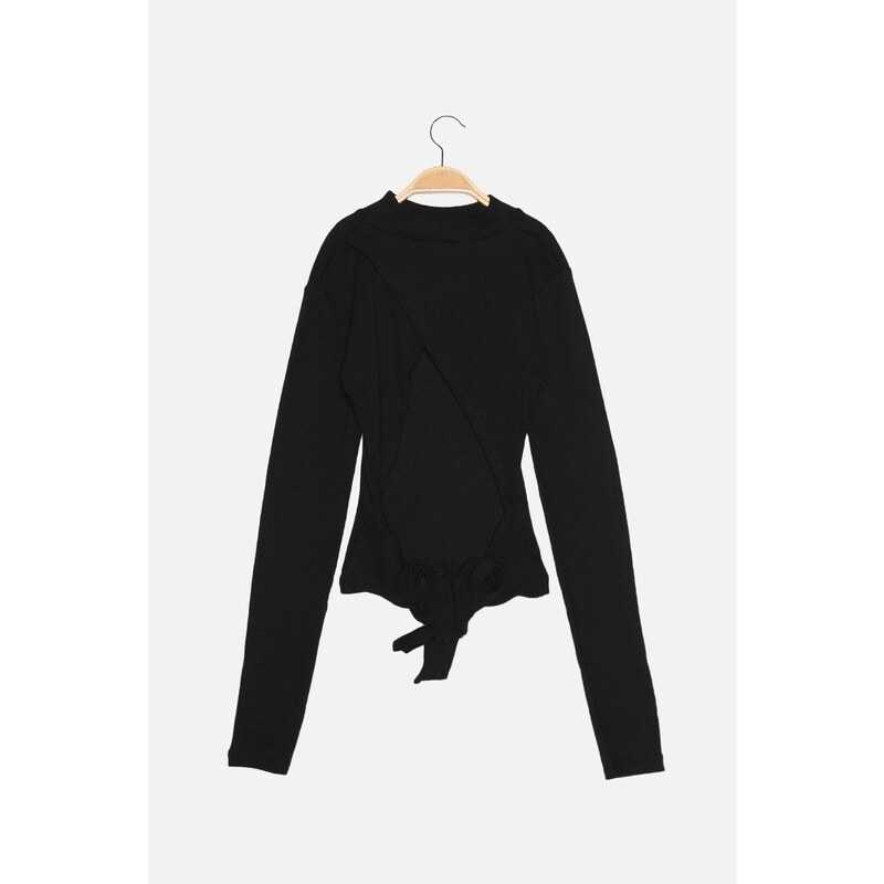 Trendyol Black Low-Cut Neck Tie Detail Fitted Crewneck Crop Corduroy Knitted Stretch Blouse