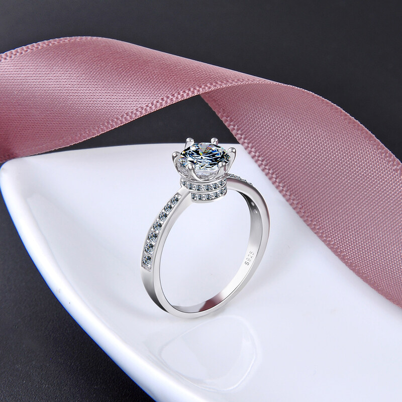 OLIVIE Stříbrný zásnubní prsten PRINCESS 5359