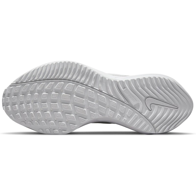 Běžecké boty Nike Vomero 16 da7698-600 38,5