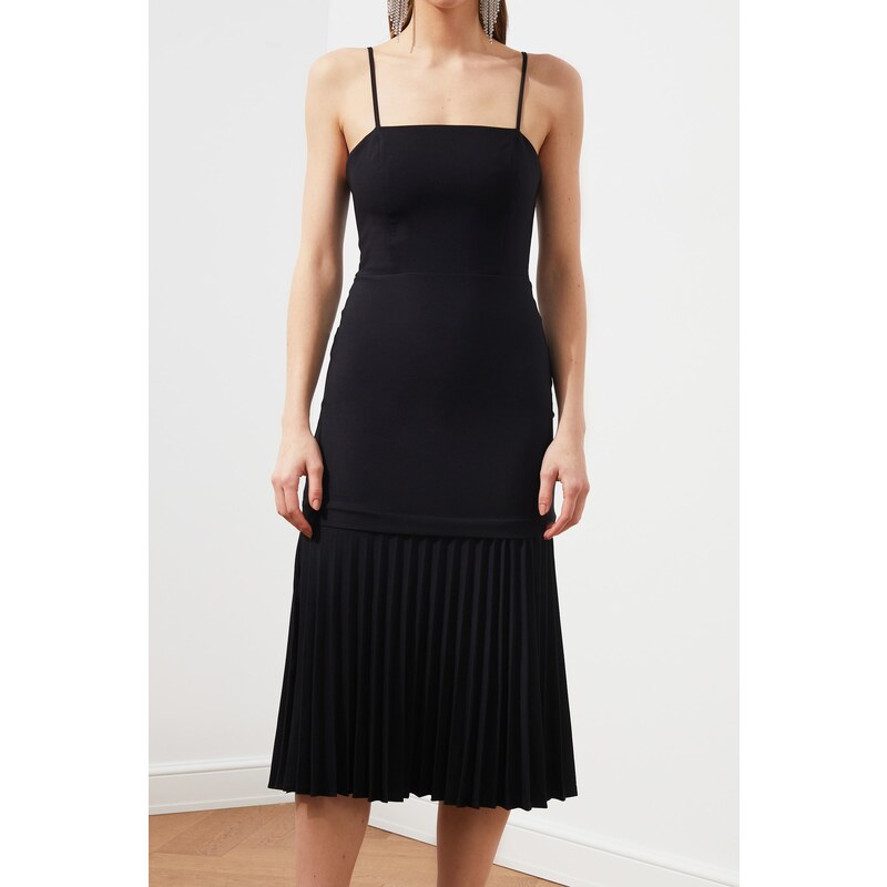 Trendyol Black Pleated Dress