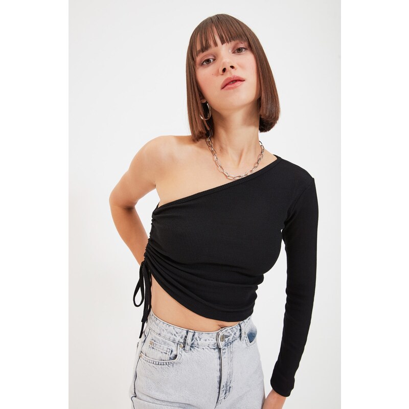 Trendyol Black Knitted One-Shoulder Fitted Blouse with Pleats