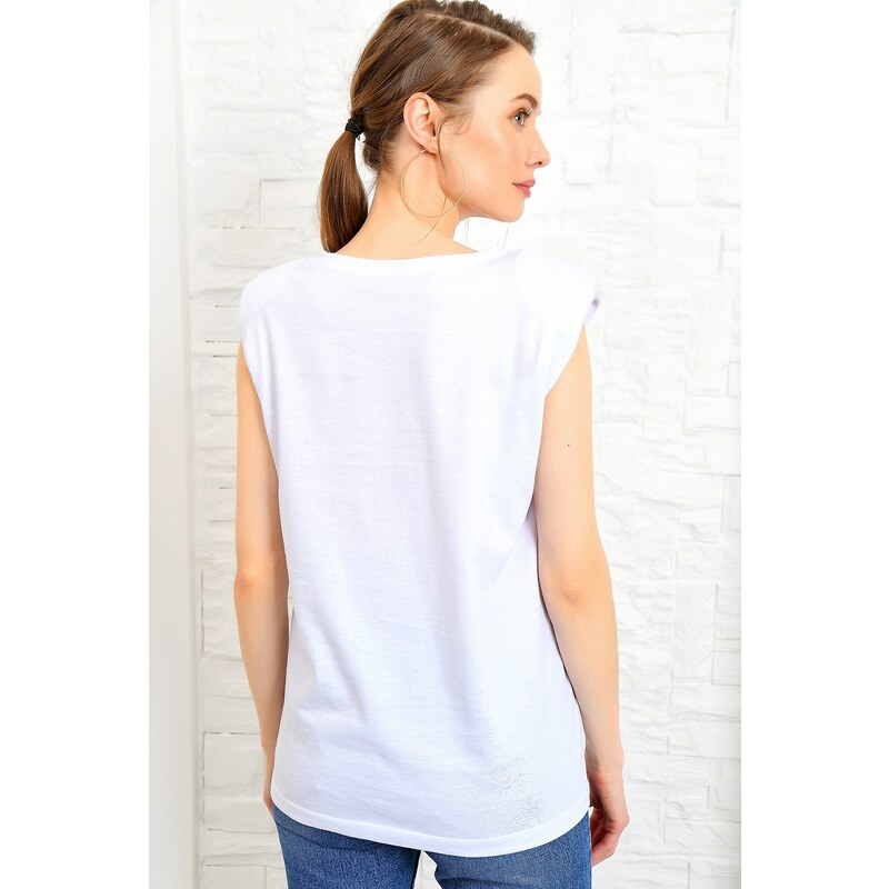 Trend Alaçatı Stili Women's White Crewneck Padded Cotton T-Shirt