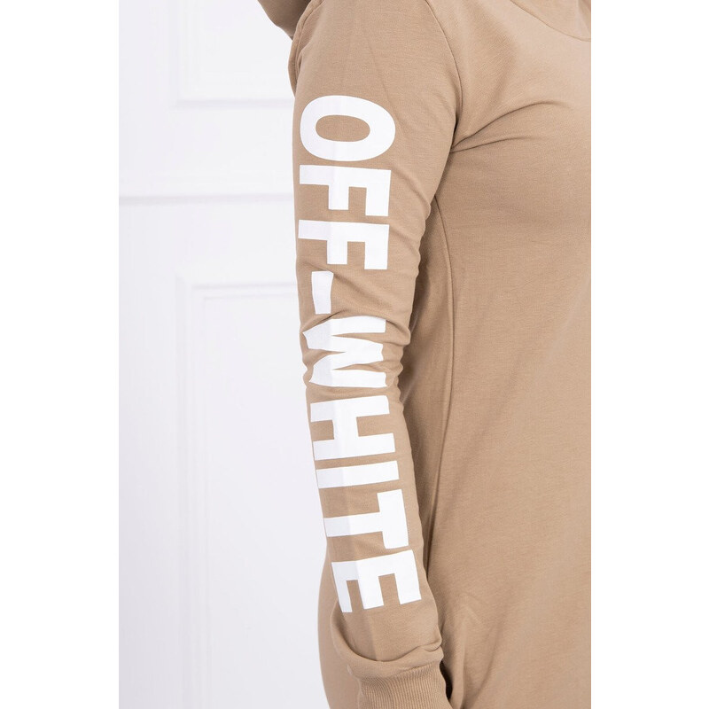 MladaModa Šaty Off White barva camel