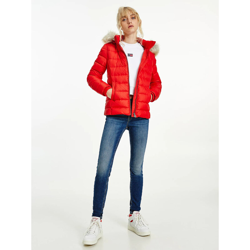 Tommy Jeans dámská červená zimní bunda