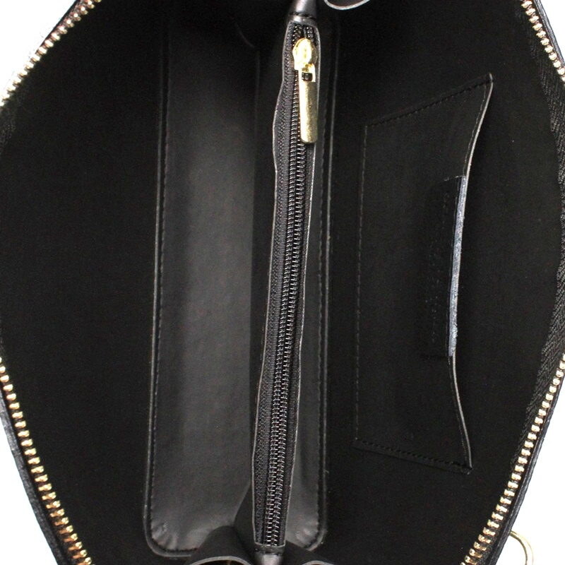 Vera pelle (Itálie) Malá pevná černá kožená crossbody kabelka Vera Pelle no. 75